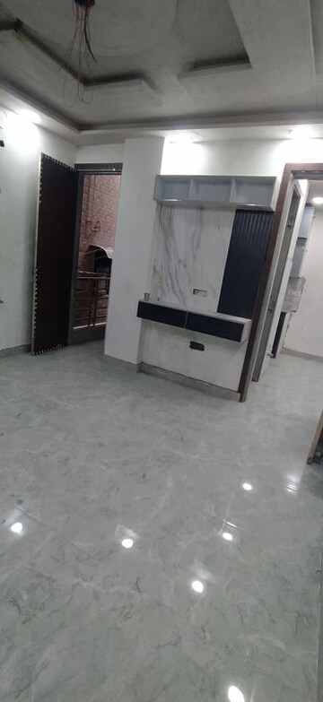 Bathroom in 1 BHK Builder Floor at Vipin Garden – for Sale