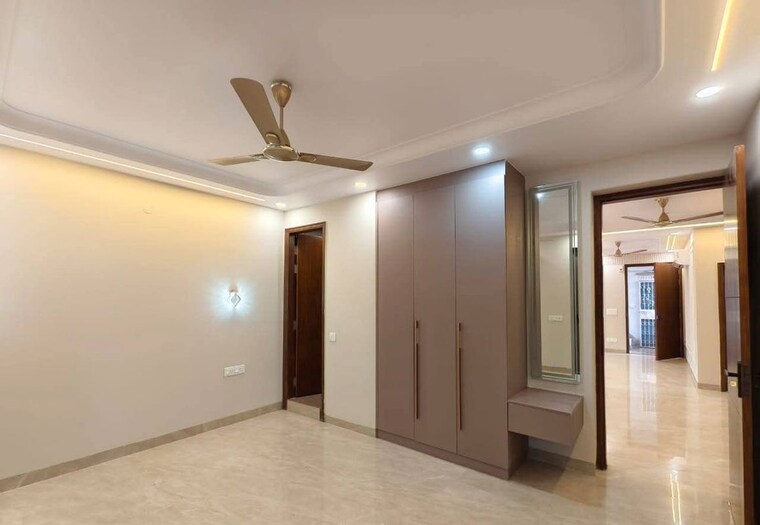 Room, saket 3 Bedroom 1600 Sq.Ft. Builder Floor In Saket Delhi 9956230