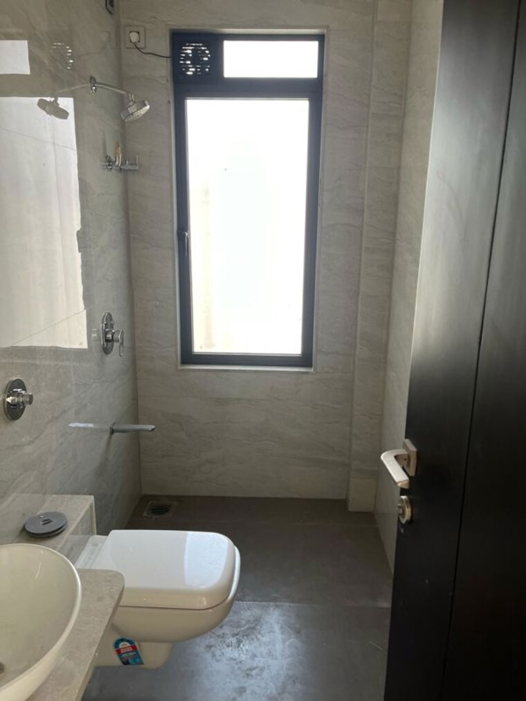 Bathroom, godrej-rks 3 Bedroom 1682 Sq.Ft. Apartment In Chembur Mumbai 9956172