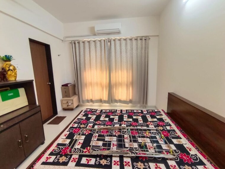 Bedroom, balmukund-apartment-chembur 2 Bedroom 950 Sq.Ft. Apartment In Chembur Mumbai 9956198