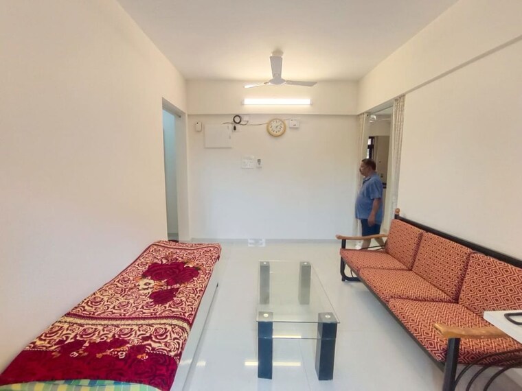 Living Room, balmukund-apartment-chembur 2 Bedroom 950 Sq.Ft. Apartment In Chembur Mumbai 9956198