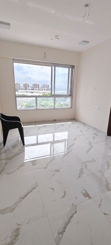 Room in 1 BHK Apartment at Dotom Isle, Malad West – for Sale