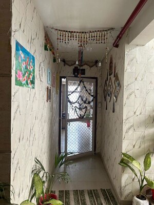Bathroom in 3.5 BHK Apartment at Omaxe R2, Gomti Nagar – for Sale