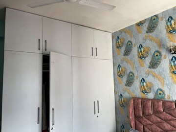 Furnished Amenities in 3.5 BHK Apartment at Omaxe R2, Gomti Nagar – for Sale