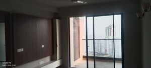 Building Lobby in 3 BHK Apartment at M3M Heights, Sector 65 – for Rent