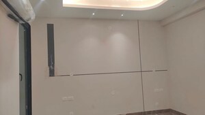 Furnished Amenities in 4 BHK Builder Floor at Sector 15 – for Sale