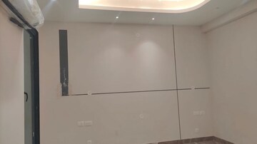 Furnished Amenities in 4 BHK Builder Floor at Sector 15 – for Sale