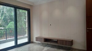 Room in 4 BHK Builder Floor at Sector 15 – for Sale