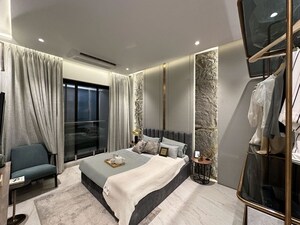 Team Area in 4 BHK Apartment at Lodha Marina, Sewri – for Sale