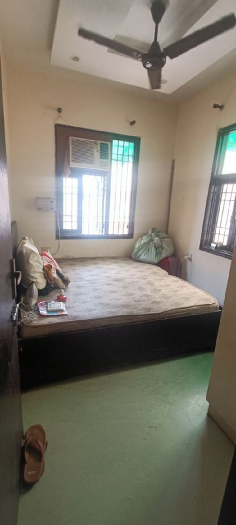 Bedroom, rohini sector 8 2 Bedroom 600 Sq.Ft. Builder Floor In Rohini Sector 8 Delhi 9956339