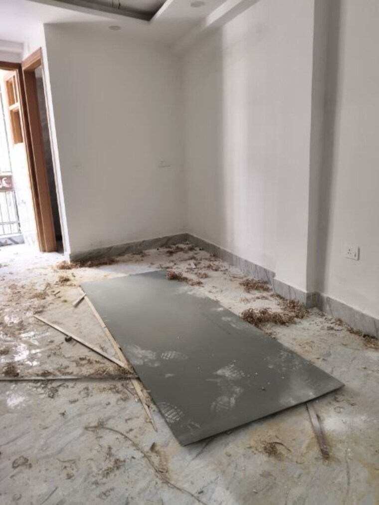 Room, saket 1 RK 450 Sq.Ft. Builder Floor In Saket Delhi 9956363