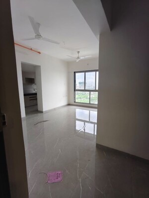 Room in 2 BHK Apartment at Veena Smart Homes, Kandivali West – for Sale