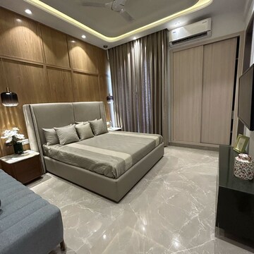 Master Bedroom in 4 BHK Apartment at AIGIN Royal Park, Mahurali – for Sale