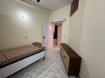Bedroom in 2 BHK Builder Floor at Nehru Enclave – for Rent