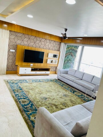 Bedroom in 4 BHK Apartment at C Scheme – for Rent