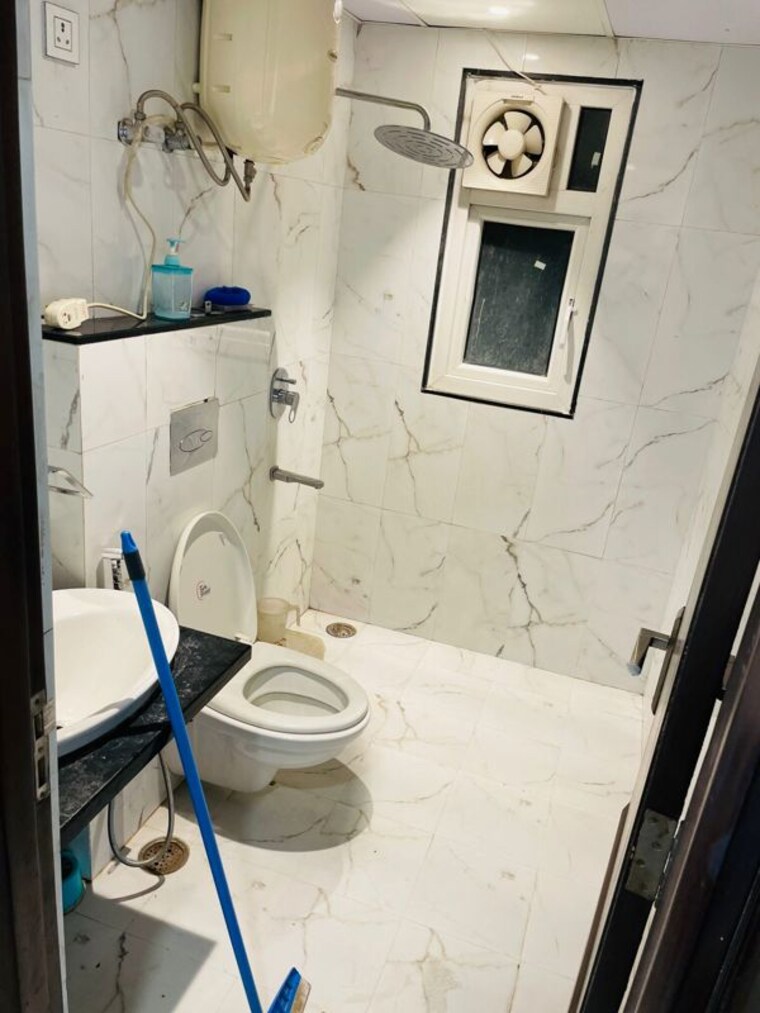 Bathroom, c scheme 4 Bedroom 3200 Sq.Ft. Apartment In C Scheme Jaipur 9956381