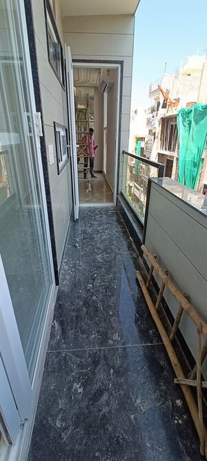 Balcony in 3 BHK Builder Floor at Rohini Sector 4 – for Sale