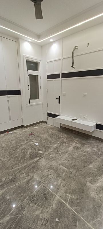 Kitchen in 3 BHK Builder Floor at Rohini Sector 4 – for Sale