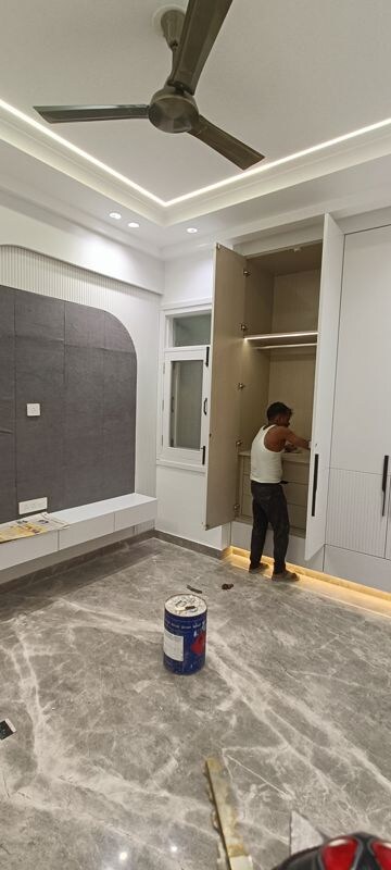 Bathroom in 3 BHK Builder Floor at Rohini Sector 4 – for Sale