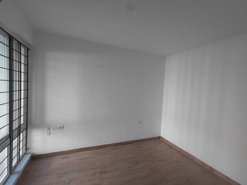 Room in 3 BHK Apartment at Surbacon Cedar, Electronic City Phase ii – for Sale