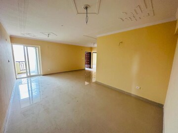 Room in 3 BHK Apartment at Vrindavan Yojna – for Sale