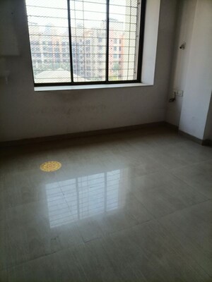 Room in 2 BHK Apartment at Vijay Vilas Vega Building 1 to 6 CHS Ltd, Kavesar – for Sale