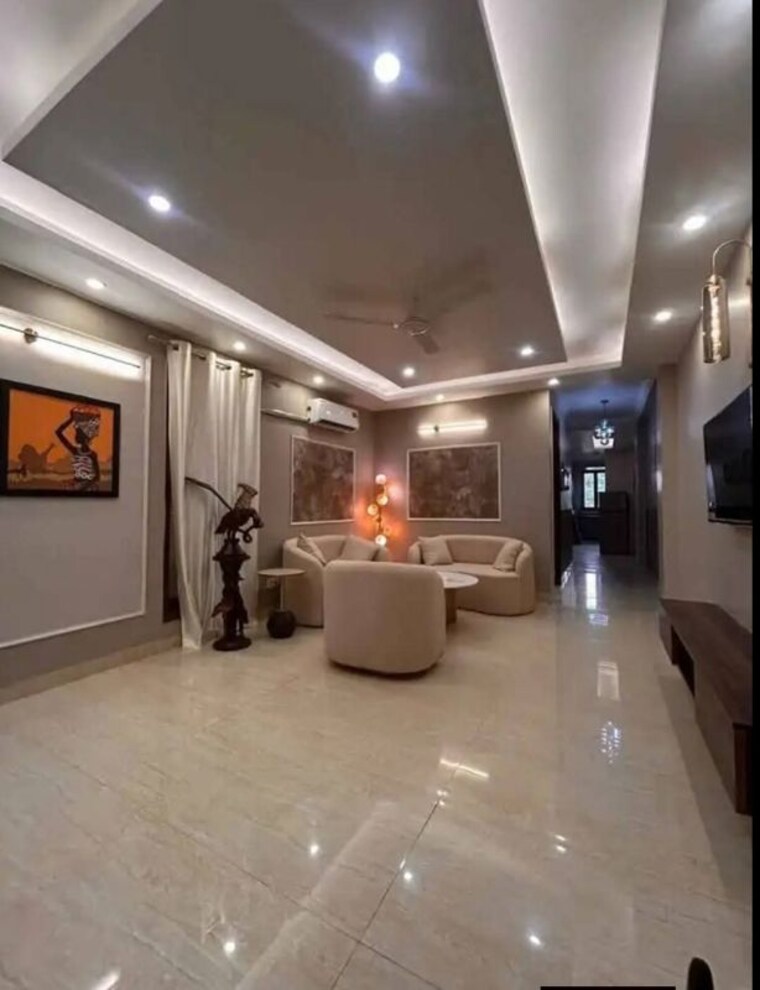  Parking, palm-residency-chhatarpur 3 Bedroom 1300 Sq.Ft. Apartment In Chattarpur Delhi 9956411