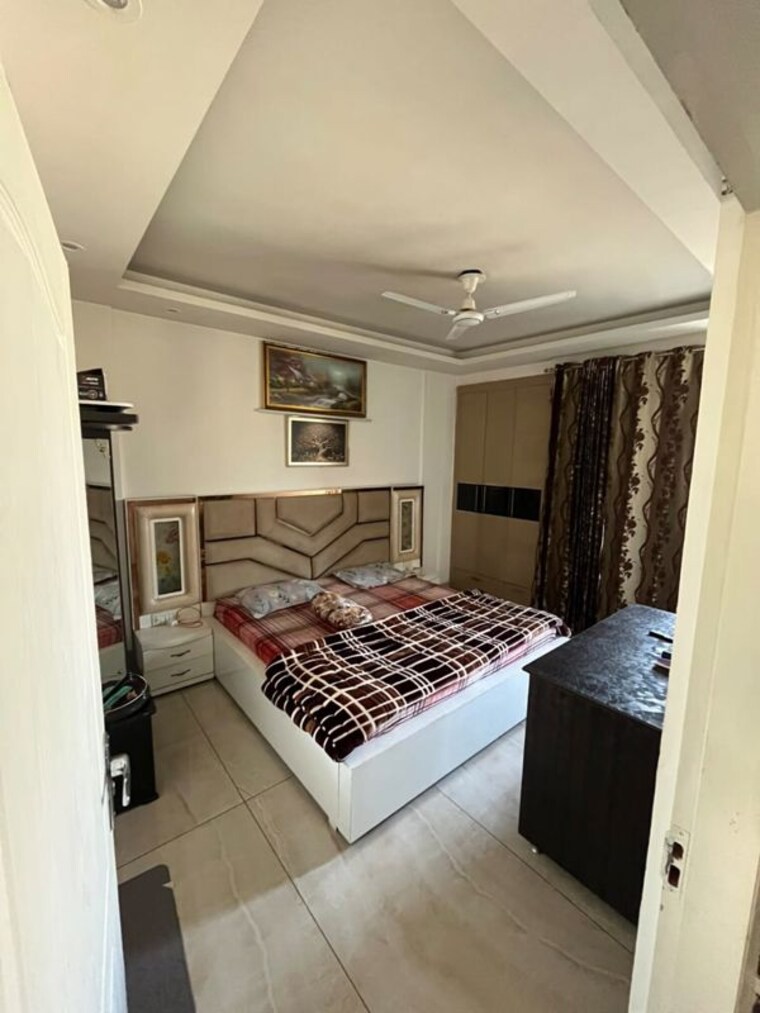 Team Area, roseate-homes 3 Bedroom 2106 Sq.Ft. Apartment In Ghazipur Zirakpur 9956396