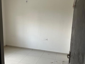 Room in 2 BHK Apartment at Shriram WYT Field, Budigere – for Sale