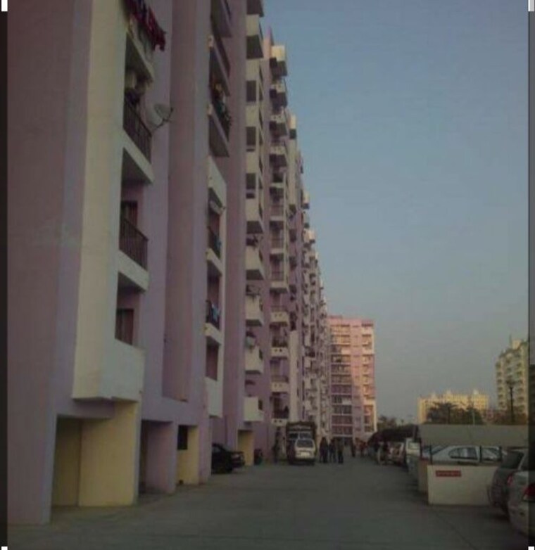 Exterior View, akash-enclave 3 Bedroom 1500 Sq.Ft. Apartment In Vrindavan Yojna Lucknow 9956429