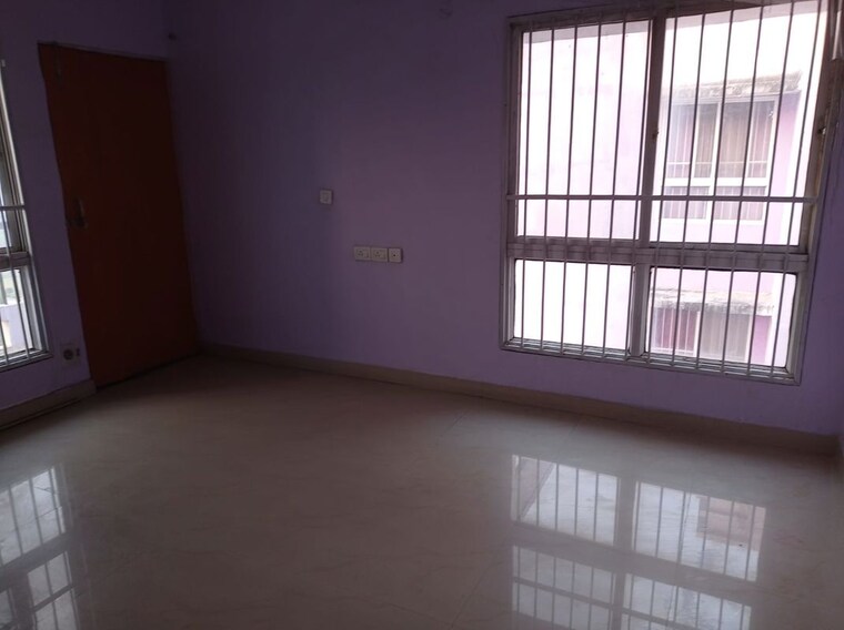 Room, akash-enclave 3 Bedroom 1500 Sq.Ft. Apartment In Vrindavan Yojna Lucknow 9956429