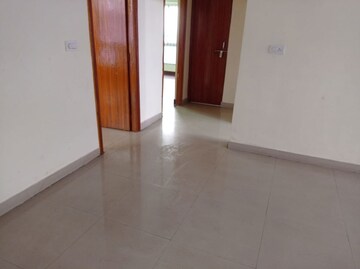 Room in 3 BHK Apartment at Akash Enclave, Vrindavan Yojna – for Sale