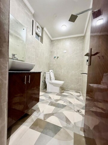 Bathroom in 2 BHK Builder Floor at SS Southend Floors, South City 2 – for Sale