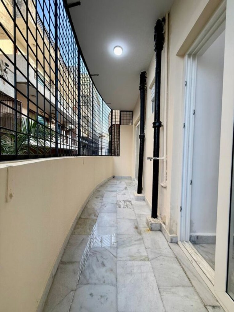 Balcony, ss-southend-floors 2 Bedroom 925 Sq.Ft. Builder Floor In South City 2 Gurgaon 9956432