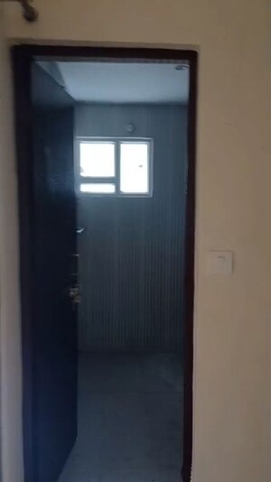 Room in 3 BHK Apartment at Vrindavan Yojna – for Sale