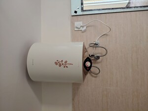 Furnished Amenities in 3 BHK Apartment at ATS Marigold, Sector 89a – for Rent