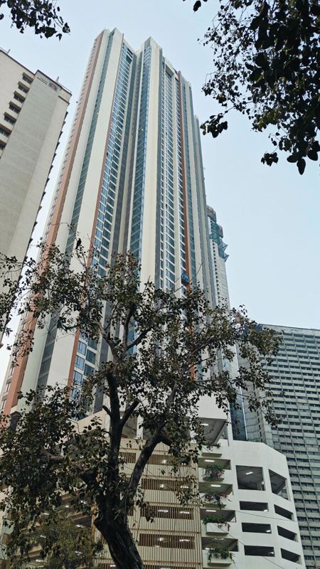 3 BHK + Pooja Room,Servant Room Apartment For Sale in Piramal Mahalaxmi