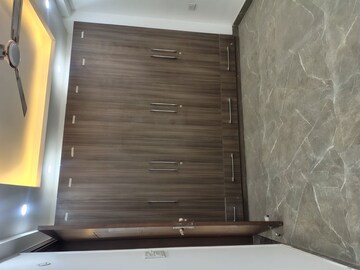 Furnished Amenities in 2 BHK Builder Floor at Malviya Nagar – for Rent