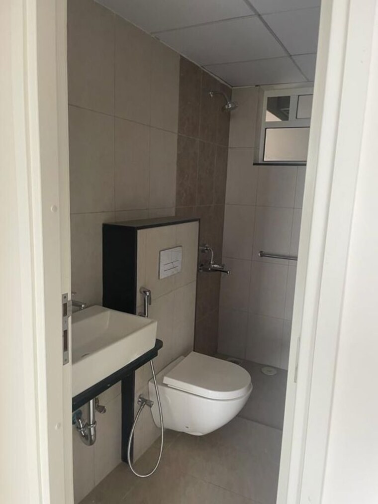 Bathroom, godrej-hillside 3 Bedroom 555 Sq.Ft. Apartment In Mahalunge Pune 9956463