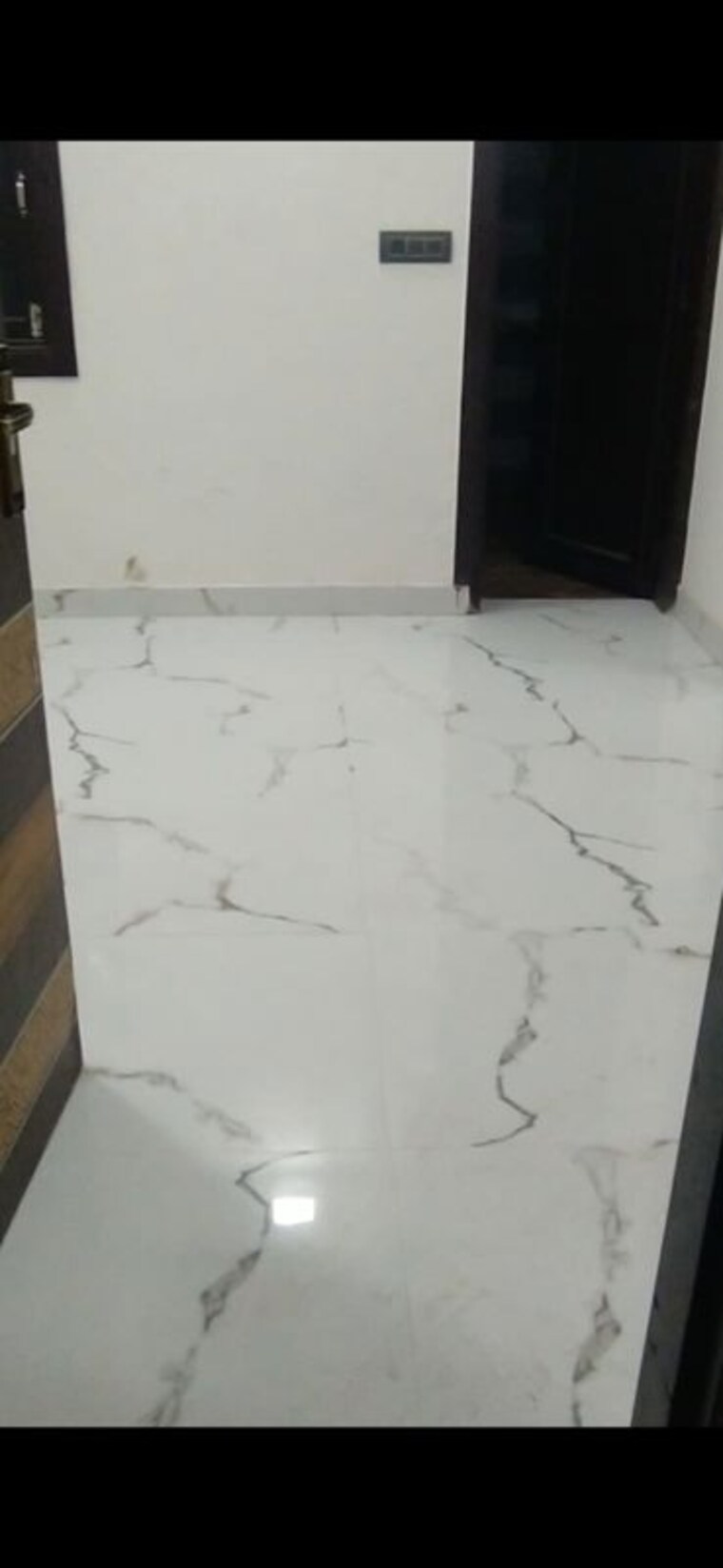 Room, vipin garden 2 Bedroom 50 Sq.Yd. Builder Floor In Vipin Garden Delhi 9956479