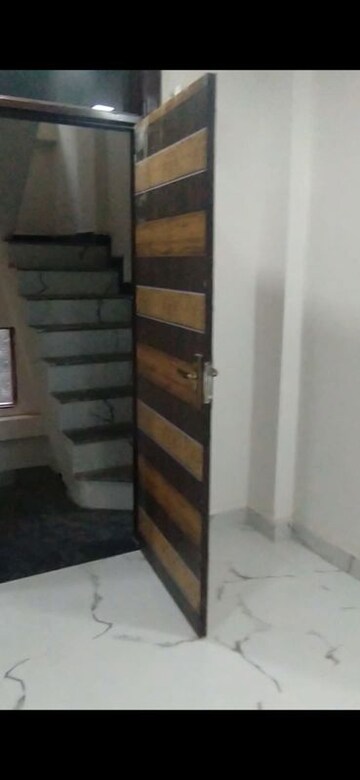 2 BHK Builder Floor For Rent in Vipin Garden