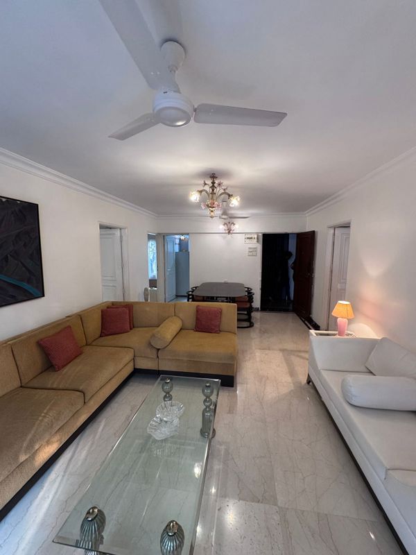 3 BHK + Pooja Room Apartment For Rent in Bandra West