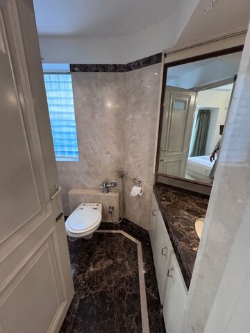 Washroom in 3 BHK Apartment at Bandra West – for Rent