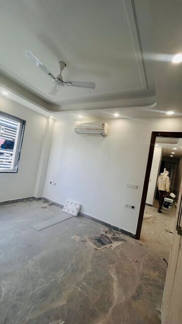 Room in 2 BHK Builder Floor at Malviya Nagar – for Rent