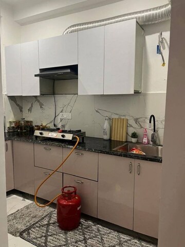 Furnished Amenities in 1 BHK Apartment at Saket – for Rent