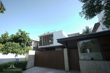 5 BHK Villa – Exterior View View at Chattarpur - for Sale