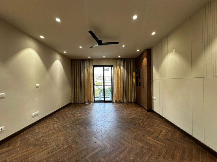 Room, ansal-api-versalia 4 Bedroom 2450 Sq.Ft. Builder Floor In Sector 67a Gurgaon 9956516
