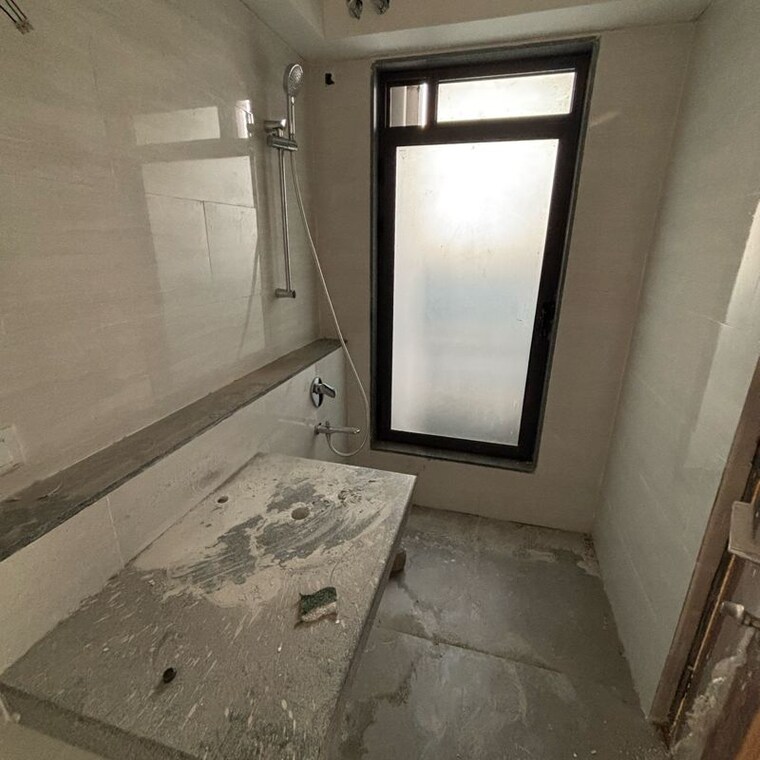 Room, malad east 2 Bedroom 755 Sq.Ft. Apartment In Malad East Mumbai 9956522