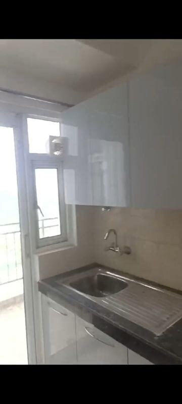 Kitchen in 3 BHK Apartment at Omaxe Waterscapes, Gomti Nagar – for Sale