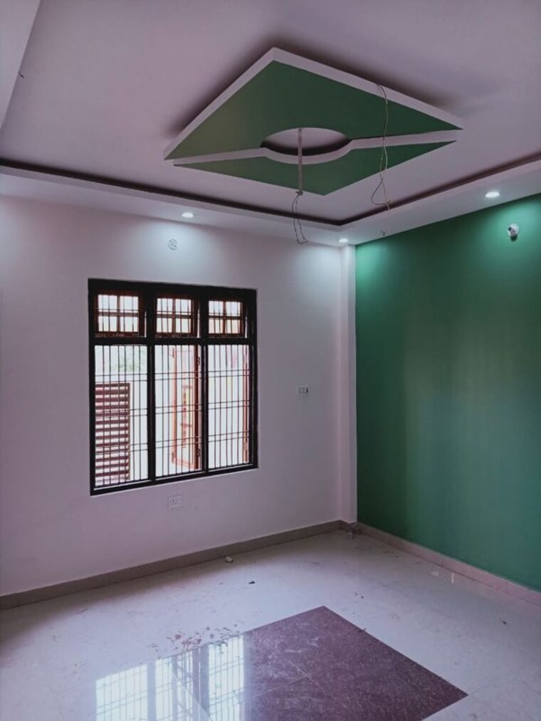 Room, kanpur road 3 Bedroom 1250 Sq.Ft. Independent House In Kanpur Road Lucknow 9956541